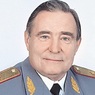 «А женщинам чаще всего я все же дарю цветы...»
